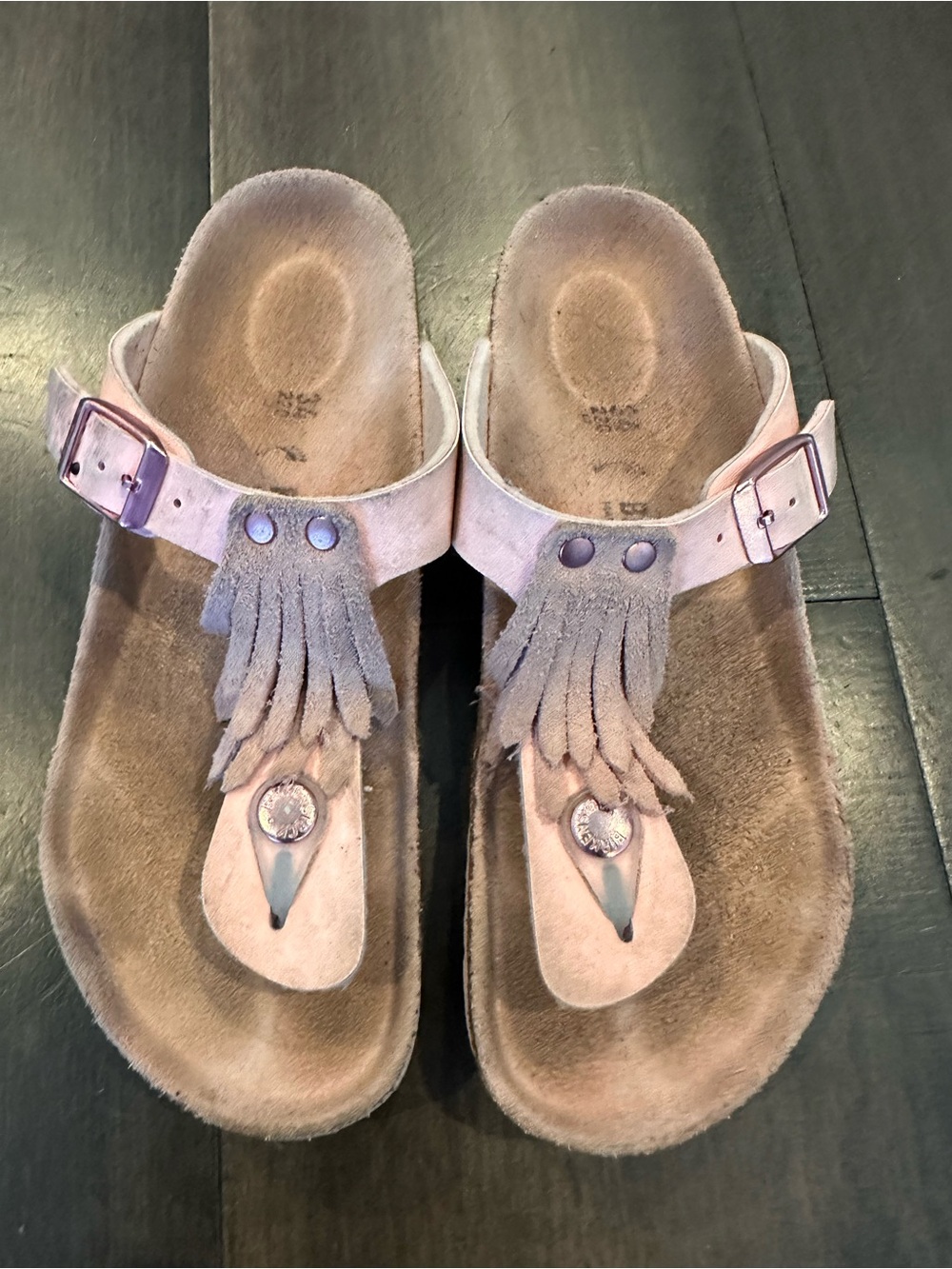Birkenstock big kids pink suede leather sandals size 34 (2.5-3)